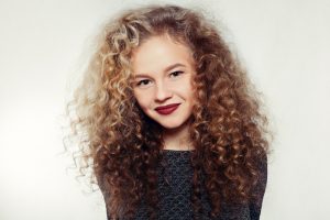 curly hair female model