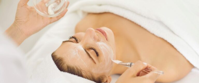 The Steps You Need to Become an Esthetician