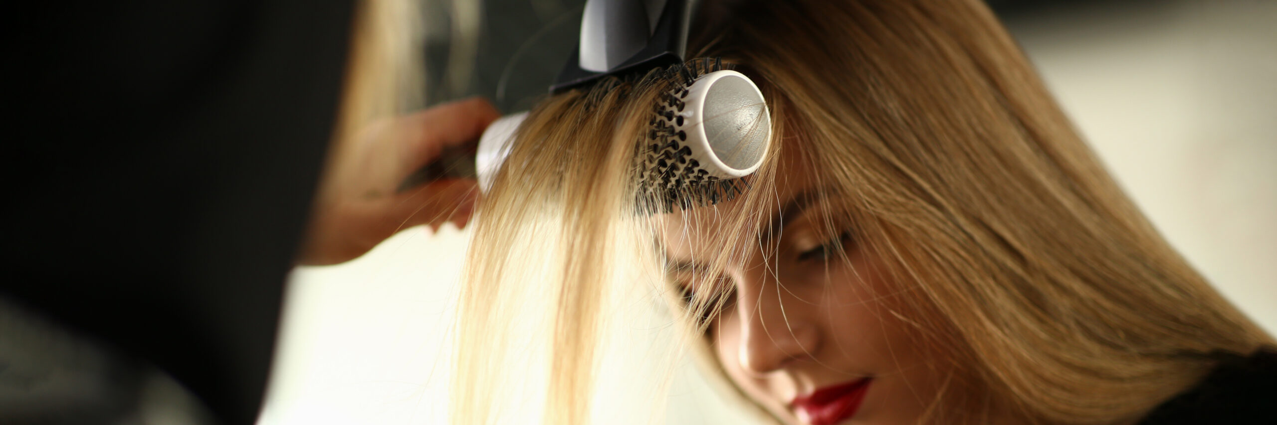 women getting blowout