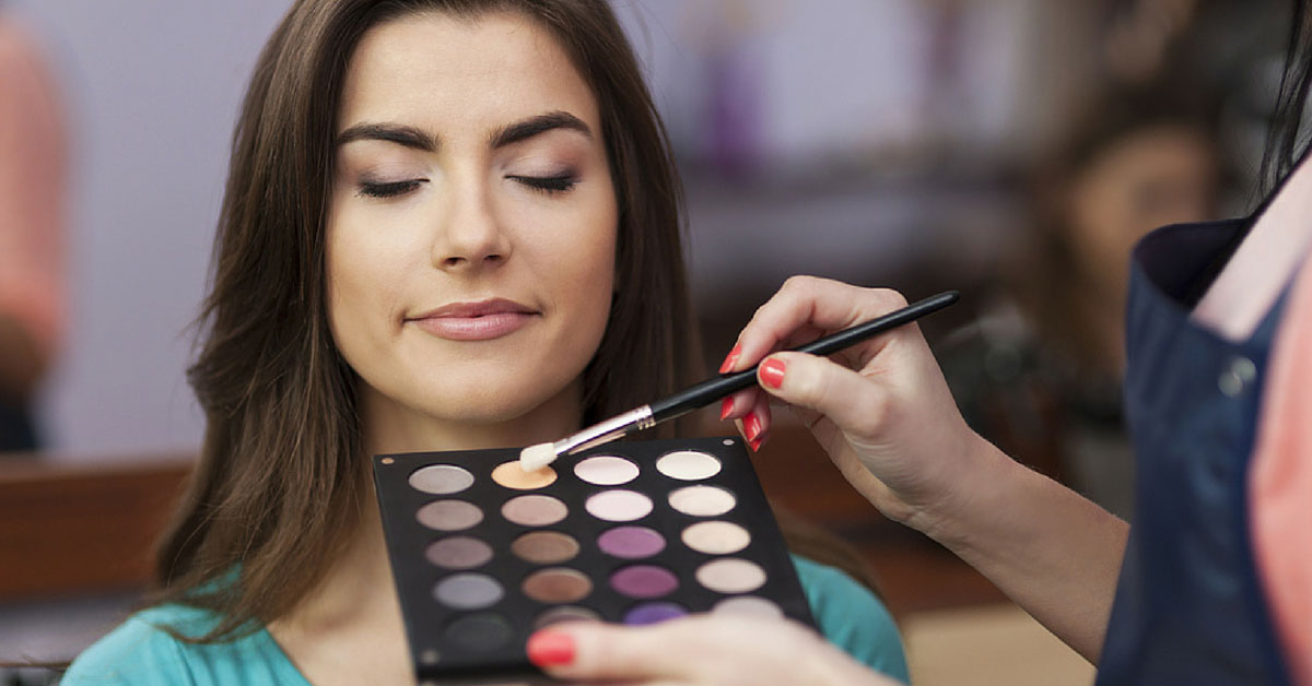 How Long Does it Take to Become a Makeup Artist?