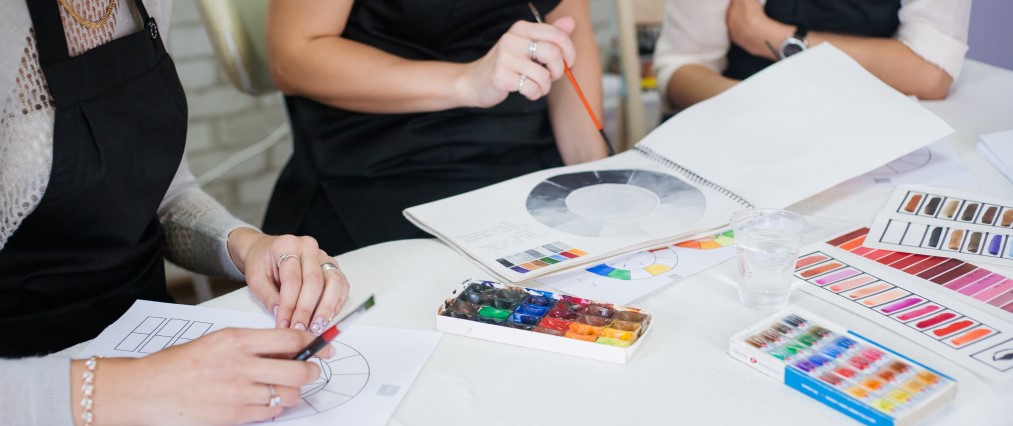 modern value of cosmetology school Featured Image