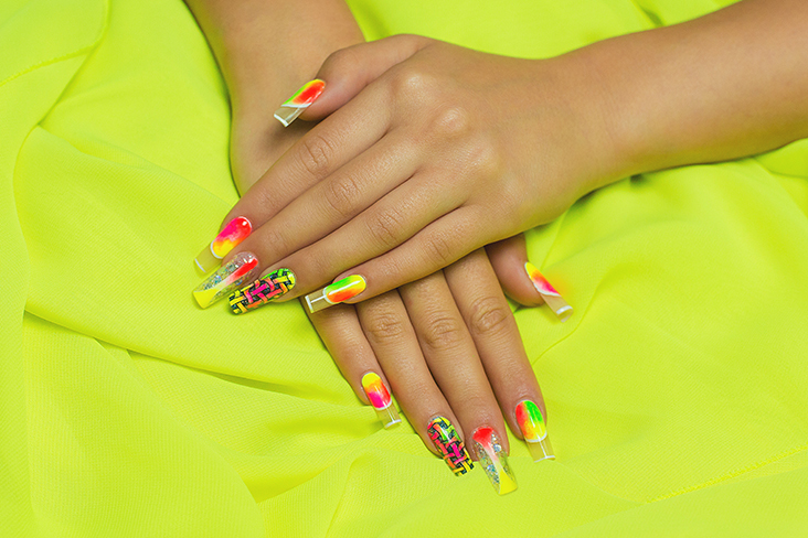 mix-and-match nail design 