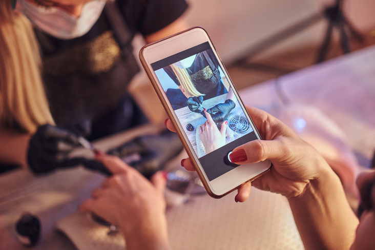 taking picture of nails