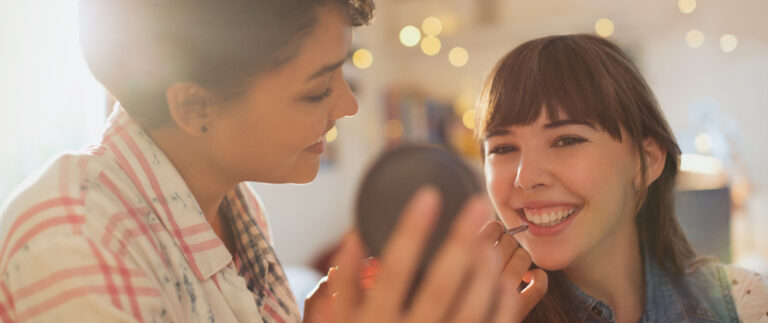 What Everyone Should Know Before Pursuing a Career in Cosmetology