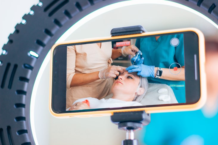 social media in beauty industry